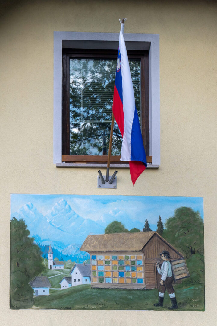 Srečanje SŽ v Domu čebelarjev Brode